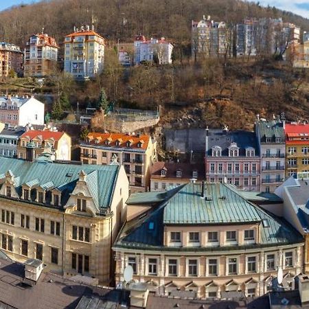 Karlovy Vary Zamecky Vrch公寓 外观 照片